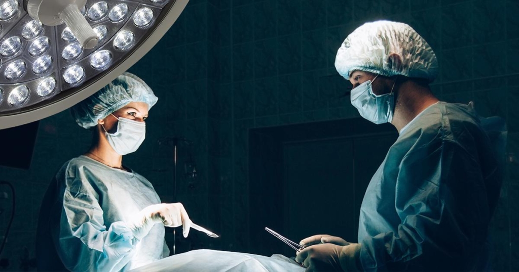 Servicii dentare chirurgie dentara | DentExpert ©